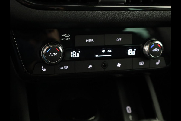 Škoda SCALA 1.0 TSI Edition | Stoel- en stuurverwarming| Trekhaak | Draadloos laden | 16 inch lichtmetalen velgen|