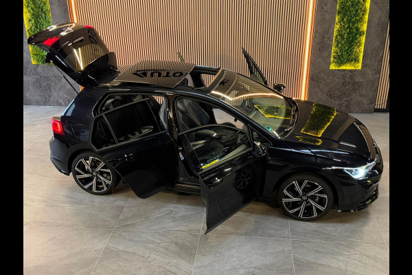 Volkswagen Golf 1.5 eTSI R-Line 3X R-Line |BTW|PANO|IQ LIGHTS|VIRTUAL|SFEERVERLICHTING|CARPLAY|CAMERA|DEALER ONDERHOUDEN|VOL!
