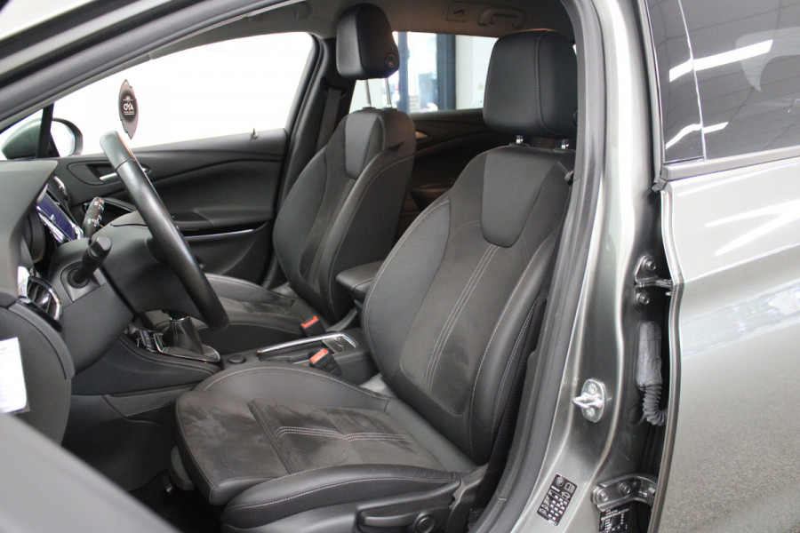 Opel Astra Sports Tourer 1.2 Ultimate