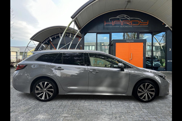 Toyota Corolla Touring Sports 1.8 Hybrid Business Plus 100% Dealer Onderhouden Rijklaarprijs!
