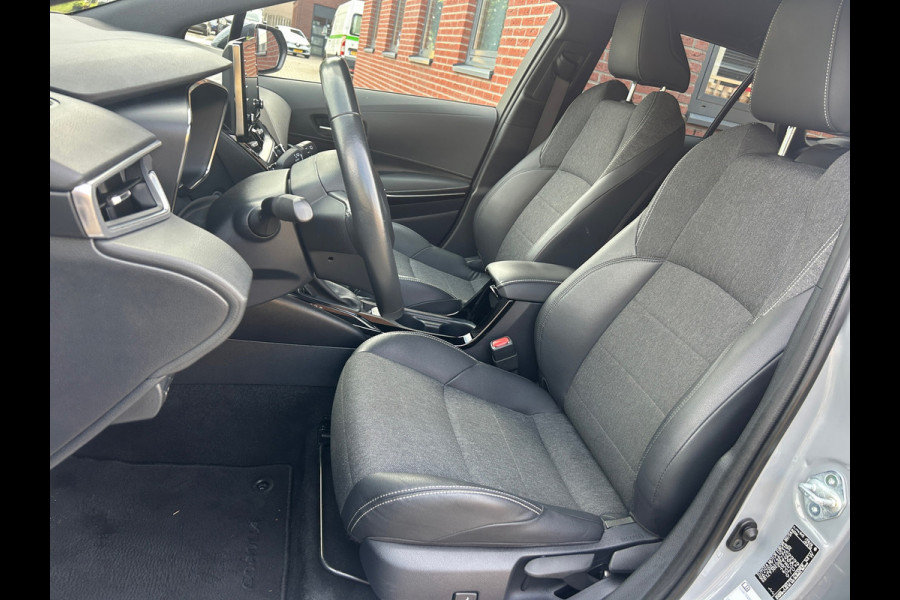 Toyota Corolla Touring Sports 1.8 Hybrid Business Plus 100% Dealer Onderhouden Rijklaarprijs!