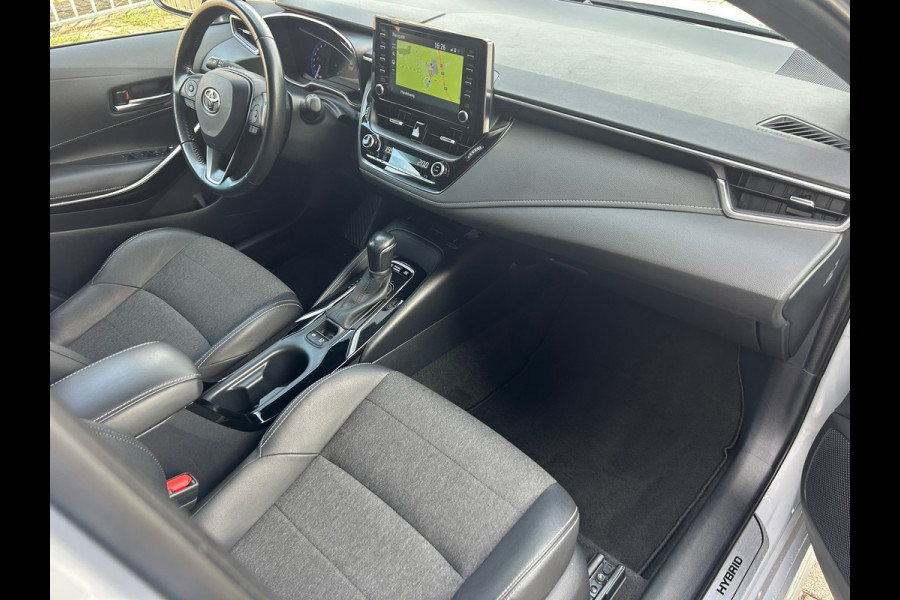 Toyota Corolla Touring Sports 1.8 Hybrid Business Plus 100% Dealer Onderhouden Rijklaarprijs!