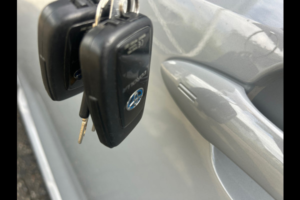 Toyota Corolla Touring Sports 1.8 Hybrid Business Plus 100% Dealer Onderhouden Rijklaarprijs!