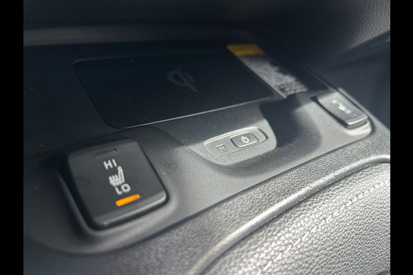 Toyota Corolla Touring Sports 1.8 Hybrid Business Plus 100% Dealer Onderhouden Rijklaarprijs!