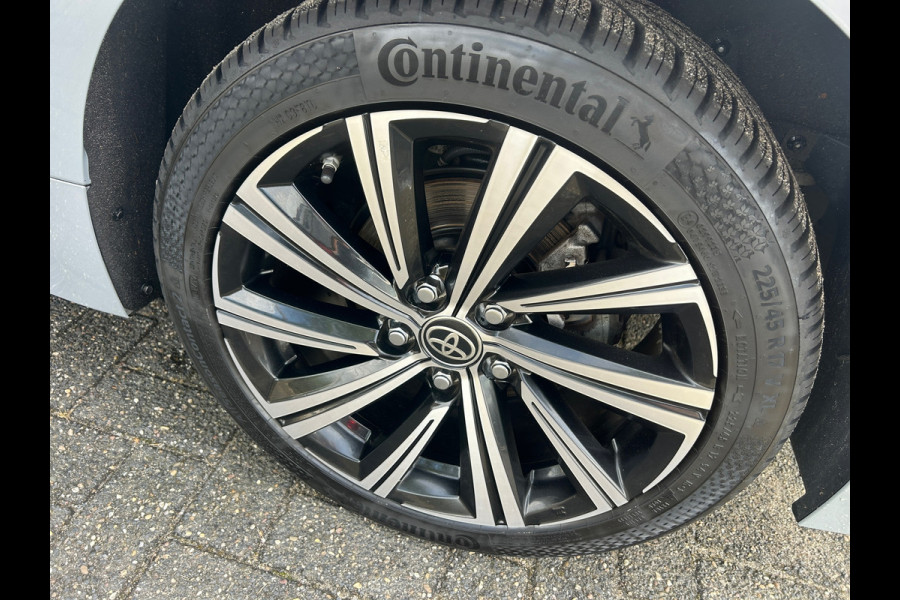 Toyota Corolla Touring Sports 1.8 Hybrid Business Plus 100% Dealer Onderhouden Rijklaarprijs!