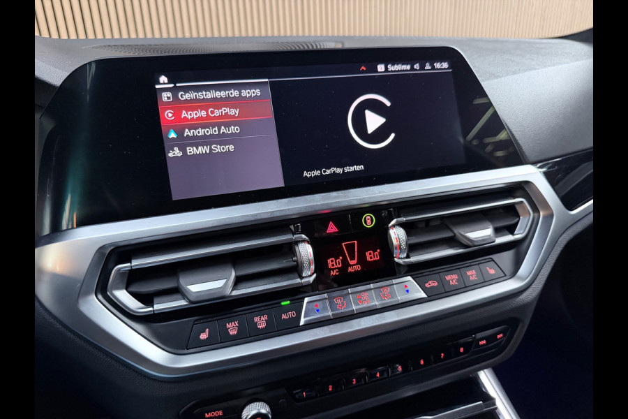 BMW 3 Serie Touring M340i xDrive High Executive 374PK - Pano