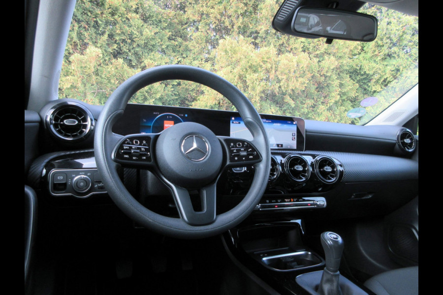 Mercedes-Benz A-Klasse 160 Advantage * Navi *