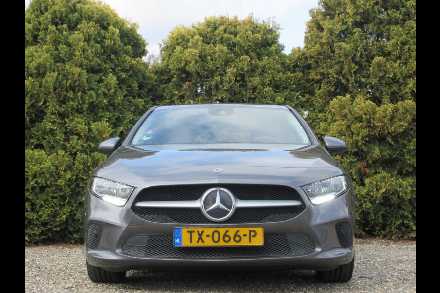 Mercedes-Benz A-Klasse 160 Advantage * Navi *