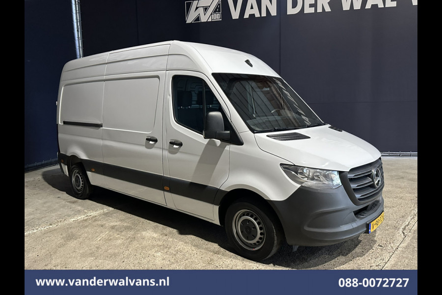 Mercedes-Benz Sprinter 211 CDI 115pk L2H2 Euro6 Airco | Trekhaak | Bijrijdersbank Bluetooth telefoonvoorbereiding