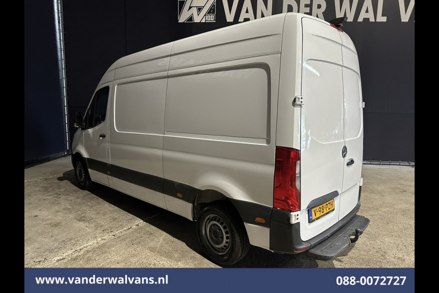 Mercedes-Benz Sprinter 211 CDI 115pk L2H2 Euro6 Airco | Trekhaak | Bijrijdersbank Bluetooth telefoonvoorbereiding