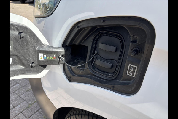 Opel Vivaro-e Combi L2H1 50 kWh 136 PK | 9.585 KM! | Climate Control | 9-persoons | Dubbele Zij-Schuifdeur | Privacy-Glass