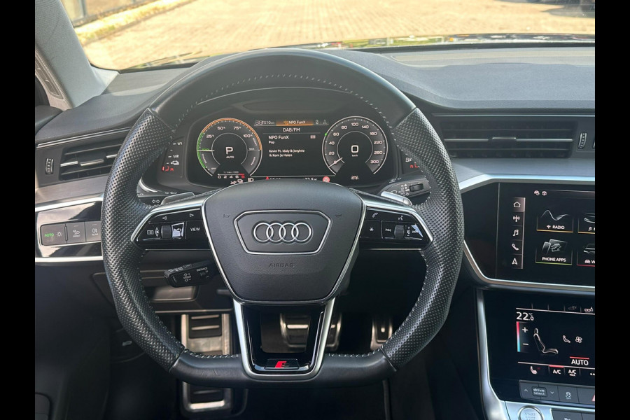 Audi A6 Limousine 55 TFSI e quattro Competition S Line 367 PK | Adaptive cruise control | Wegklapbare trekhaak | 360 Camera | Stoelverwarming | LED | CarPlay | Virtual Cockpit