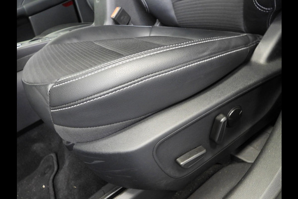 Ford Kuga 2.5 PHEV Plug-In Titanium X TREKH./NAVI/CAMERA/LED/B&O/17"LMV!