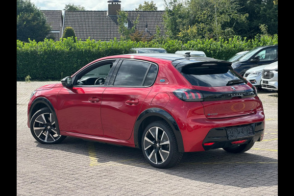 Peugeot e-208 EV GT Pack 50 kWh | Panoramadak | Stoelverwarming | Achteruitrijcamera | ACC inclusief Stop&Go-functie