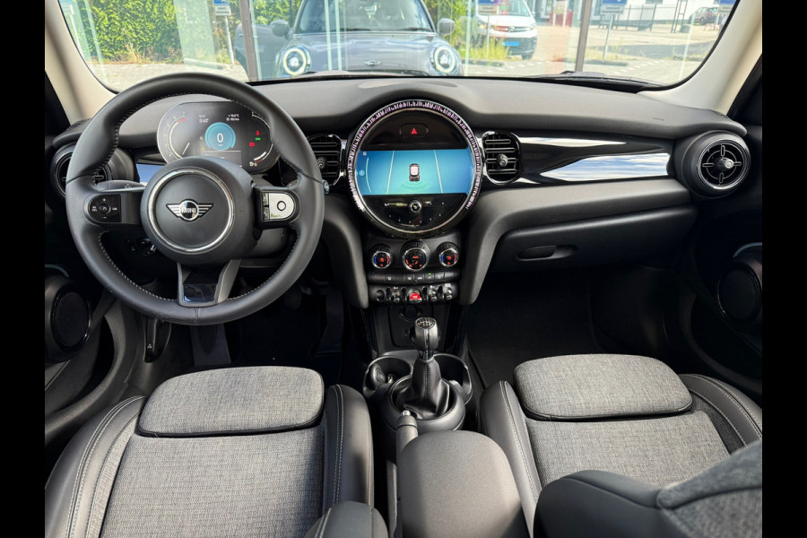 MINI 5-deurs 1.5 One Business Edition - Navi - Climate - Org.NL