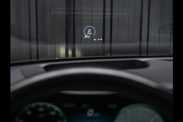 Mercedes-Benz GLE 350 e 4MATIC AMG Line | Panoramadak | HUD | 360 Camera | Stoelventilatie + Massage | Burmester | Night Pakket | Advanced Distronic | Trekhaak | Ambiance Interieur |
