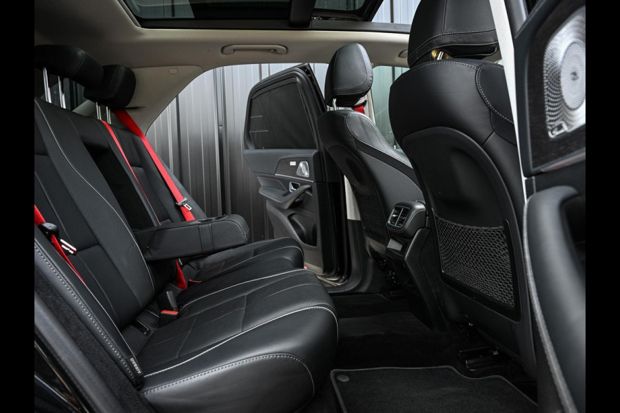 Mercedes-Benz GLE 350 e 4MATIC AMG Line | Panoramadak | HUD | 360 Camera | Stoelventilatie + Massage | Burmester | Night Pakket | Advanced Distronic | Trekhaak | Ambiance Interieur |