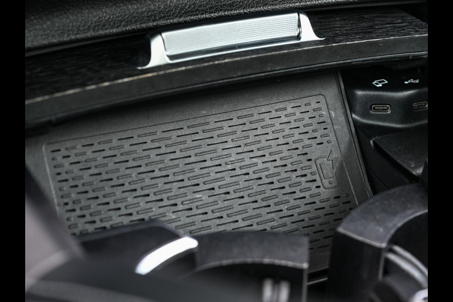 Mercedes-Benz GLE 350 e 4MATIC AMG Line | Panoramadak | HUD | 360 Camera | Stoelventilatie + Massage | Burmester | Night Pakket | Advanced Distronic | Trekhaak | Ambiance Interieur |