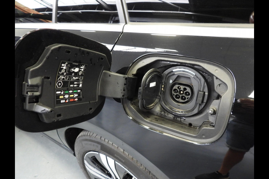 Mercedes-Benz C-Klasse Estate C300e Business Line NAVI/CAMERA/LED/SFEER/17"LMV!