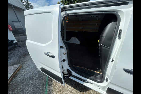 Peugeot Partner 1.5 BlueHDI Asphalt 3 personen
