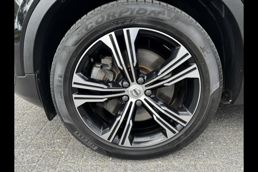 Volvo XC40 1.5 T5 Recharge Inscription | Trekhaak | Panorama | Leder Amber | H&K Audio | Memory Seat | Camera |