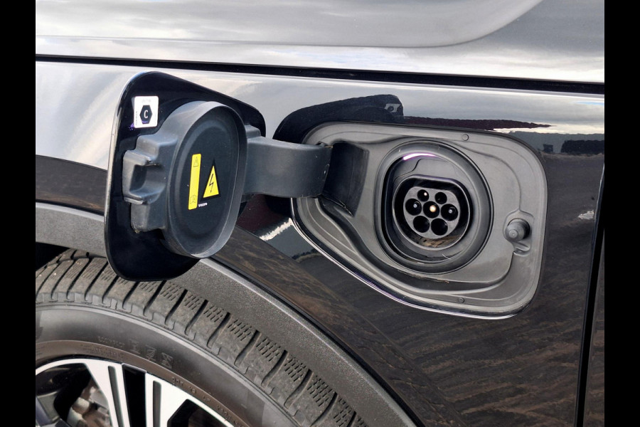 Volvo XC40 1.5 T5 Recharge Inscription | Trekhaak | Panorama | Leder Amber | H&K Audio | Memory Seat | Camera |