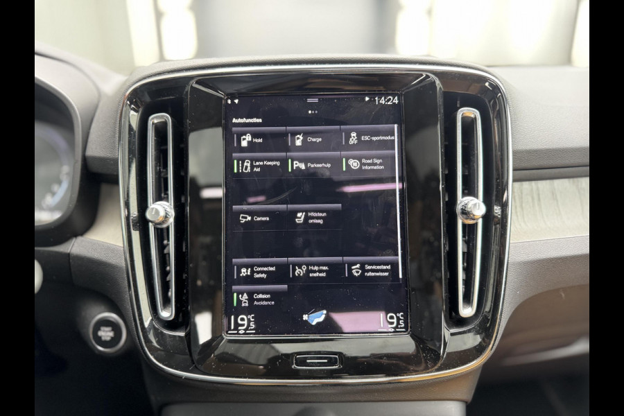 Volvo XC40 1.5 T5 Recharge Inscription | Trekhaak | Panorama | Leder Amber | H&K Audio | Memory Seat | Camera |