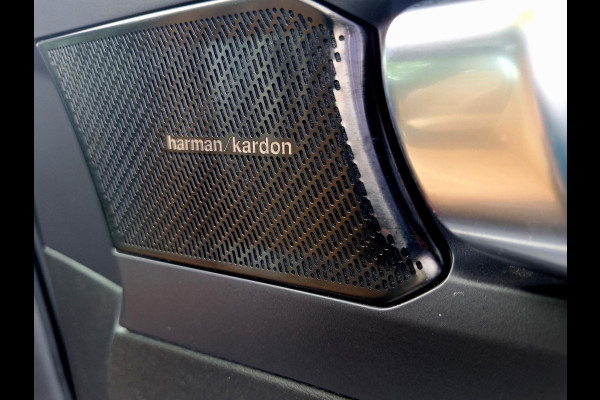 Volvo XC40 1.5 T5 Recharge Inscription | Trekhaak | Panorama | Leder Amber | H&K Audio | Memory Seat | Camera |