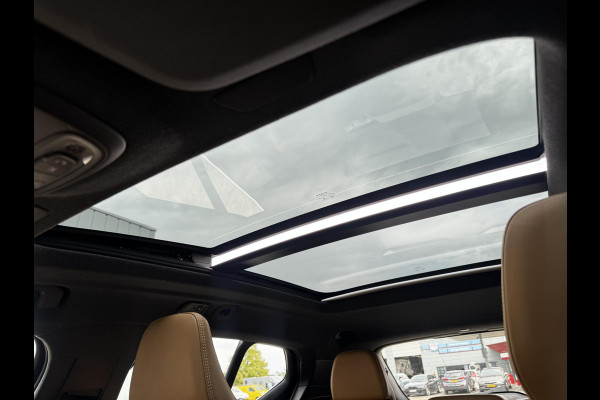 Volvo XC40 1.5 T5 Recharge Inscription | Trekhaak | Panorama | Leder Amber | H&K Audio | Memory Seat | Camera |