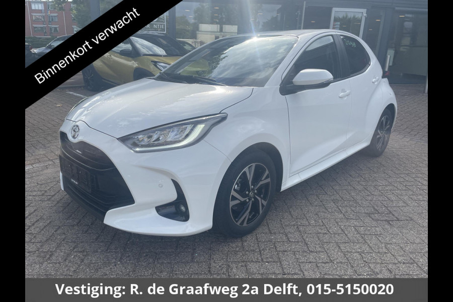 Toyota Yaris 1.5 Hybrid 115 Dynamic | Stuur & Stoel Verwarming | Parkeersensoren | Adaptieve Cruise Control | BSM