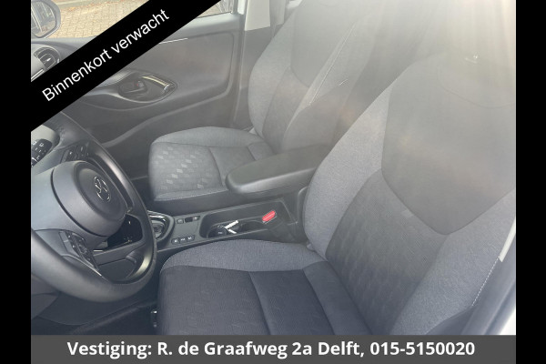 Toyota Yaris 1.5 Hybrid 115 Dynamic | Stuur & Stoel Verwarming | Parkeersensoren | Adaptieve Cruise Control | BSM