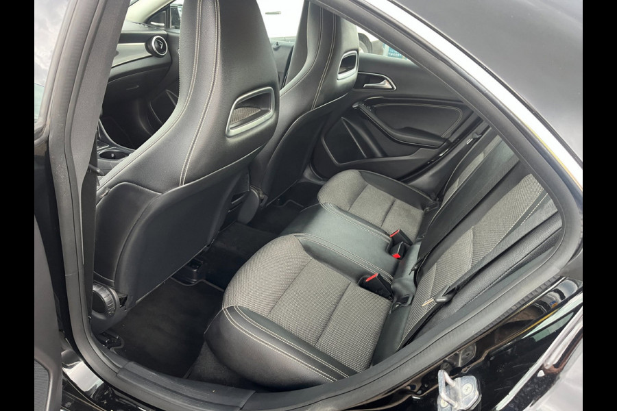 Mercedes-Benz CLA-Klasse 200 Ambition(st-bekr,automaat,navi,halfleer,18inch,bj18,16950,-)