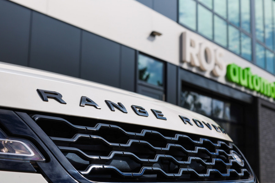 Land Rover Range Rover Evoque 1.5 P300e AWD R-Dynamic SE | MERIDIAN SURROUND | ELEK TREKHAAK | STOELVERW | CAMERA | APPLE CARPLAY |