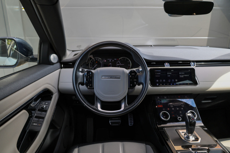 Land Rover Range Rover Evoque 1.5 P300e AWD R-Dynamic SE | MERIDIAN SURROUND | ELEK TREKHAAK | STOELVERW | CAMERA | APPLE CARPLAY |
