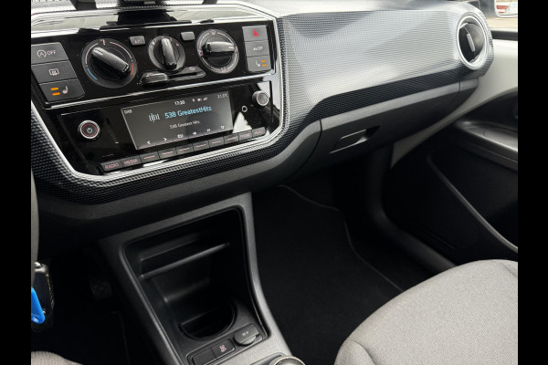 Volkswagen up! 1.0 | Airco | CC | Camera | Stoelverwarming | Navi via App | DAB+ |