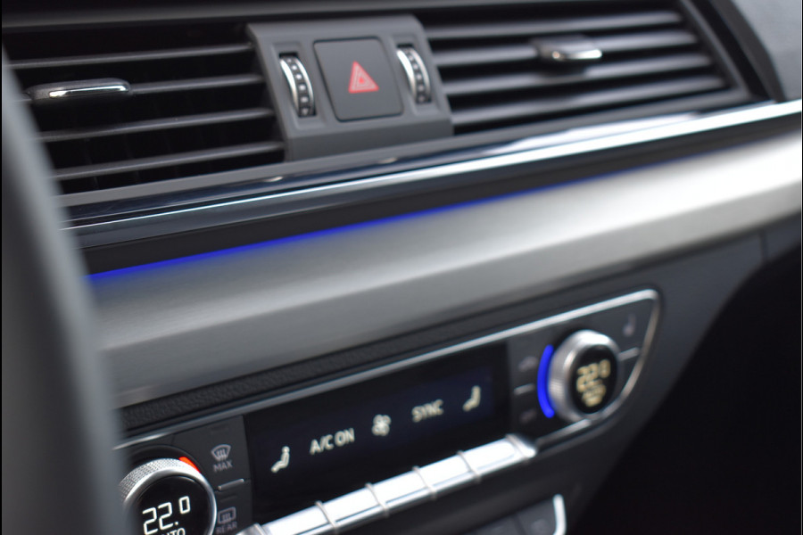 Audi Q5 55 TFSI e S-Line 367 Pk Pano RS-Stoel Lucht Keyless 360 Camera HUD 20 Inch