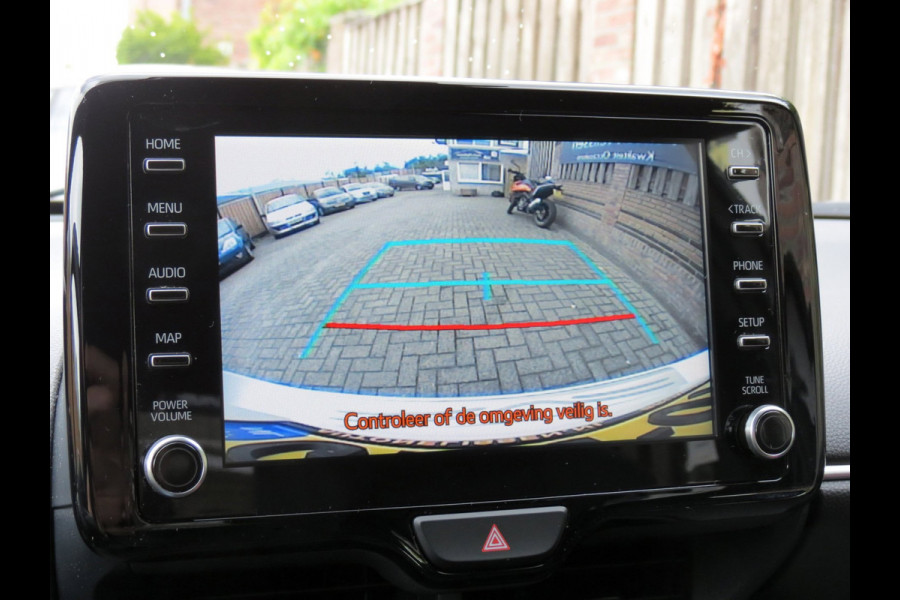 Toyota Yaris 1.5 Hybrid Executive Bi-Tone | LED KOPLAMPEN | HALF LEDER | APPLE CARPLAY | 17 INCH VELGEN | DAB+ | STOELVERWARMING |