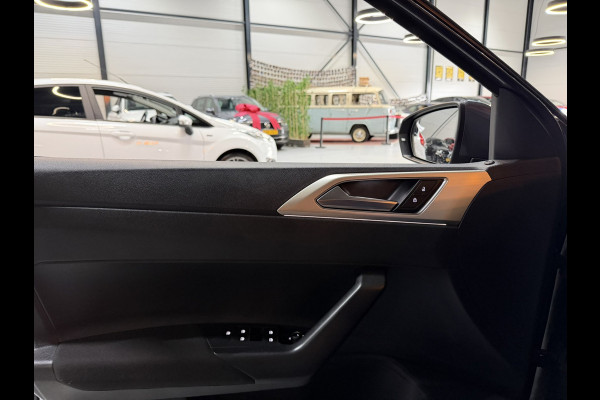 Volkswagen Polo 1.0 TSI Life Business 11-2023|1e Eigenaar|Dealer Onderh.|ACC|Lane Assist|Camera|CarPlay|Navi|LED|33DKM|Rijklaar