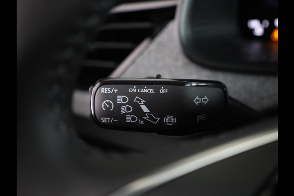 Škoda Kamiq Selection 1.0 TSI 115 pk 6 versn. Hand