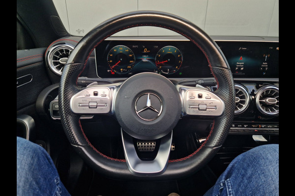 Mercedes-Benz CLA-Klasse 200 Premium Plus AMG /Pano /360 camera /Sfeer