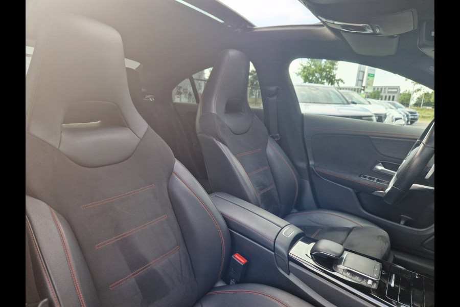 Mercedes-Benz CLA-Klasse 200 Premium Plus AMG /Pano /360 camera /Sfeer