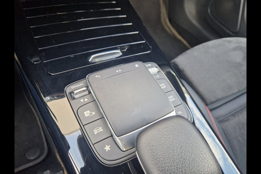 Mercedes-Benz CLA-Klasse 200 Premium Plus AMG /Pano /360 camera /Sfeer