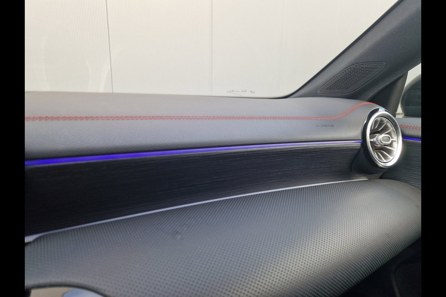 Mercedes-Benz CLA-Klasse 200 Premium Plus AMG /Pano /360 camera /Sfeer