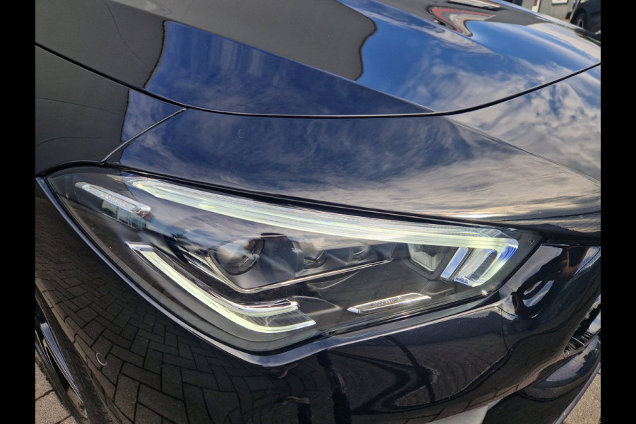 Mercedes-Benz CLA-Klasse 200 Premium Plus AMG /Pano /360 camera /Sfeer