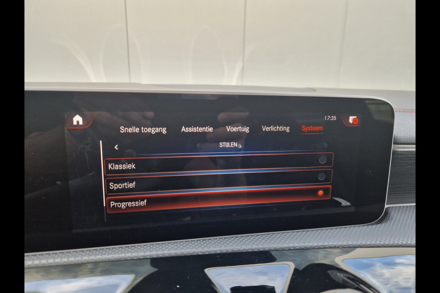 Mercedes-Benz CLA-Klasse 200 Premium Plus AMG /Pano /360 camera /Sfeer