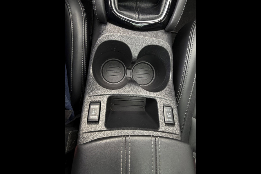 Nissan QASHQAI 1.2 Tekna + - Panorama dak I Navigatie I Airco I Leer I Sport pakket + Velgen 19 inch I Dealer onderhouden