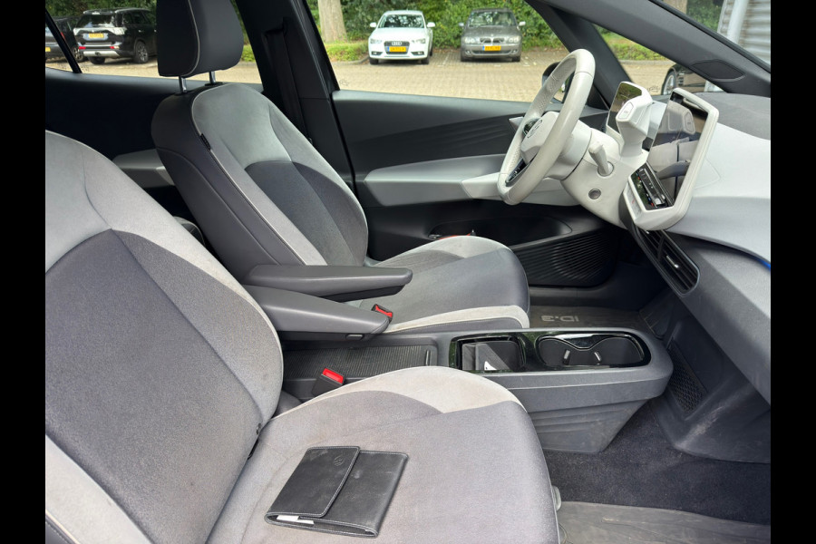Volkswagen ID.3 Business 58 kWh First Edition l Trekhaak l Navi l DAB+ l IZGST l