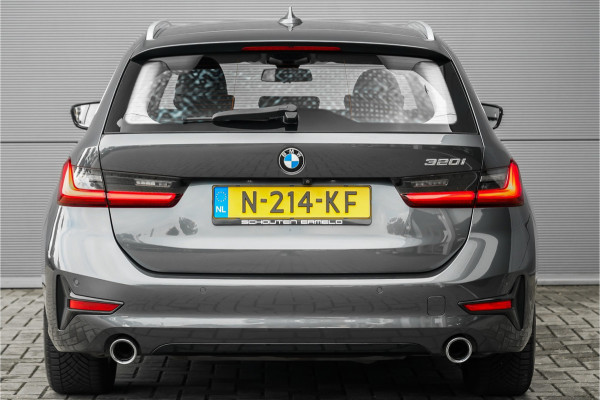 BMW 3 Serie Touring 320i High Executive Sportline Stoelverw Camera HiFi 17"