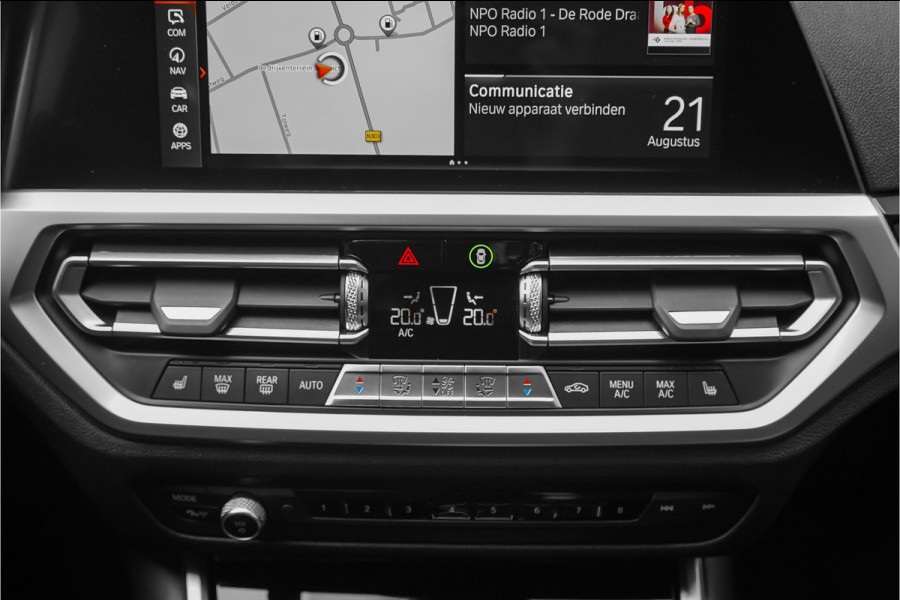 BMW 3 Serie Touring 320i High Executive Sportline Stoelverw Camera HiFi 17"