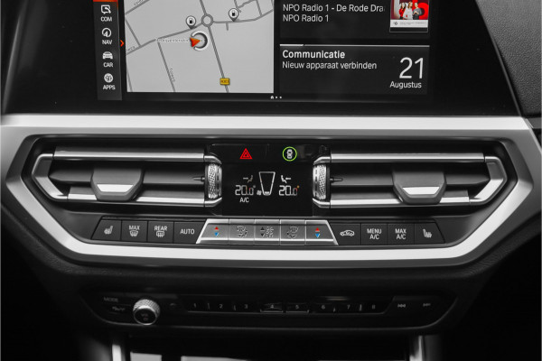 BMW 3 Serie Touring 320i High Executive Sportline Stoelverw Camera HiFi 17"